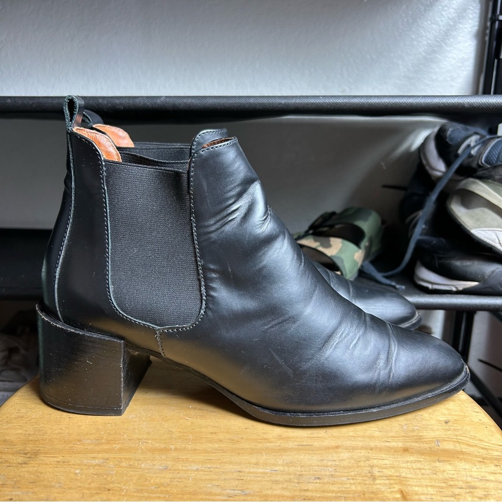 Everlane The Heels Black Leather Pointed Ankle Boots
